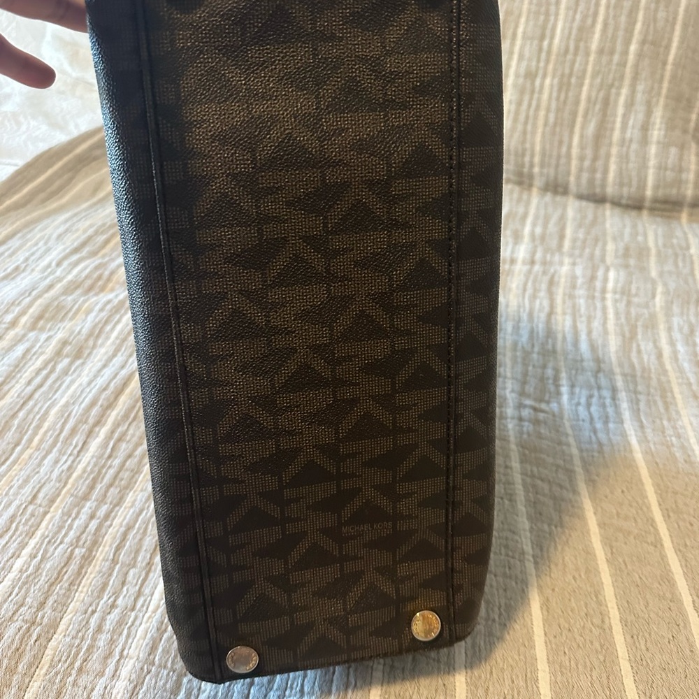 Michael Kors - Picture 3 of 8
